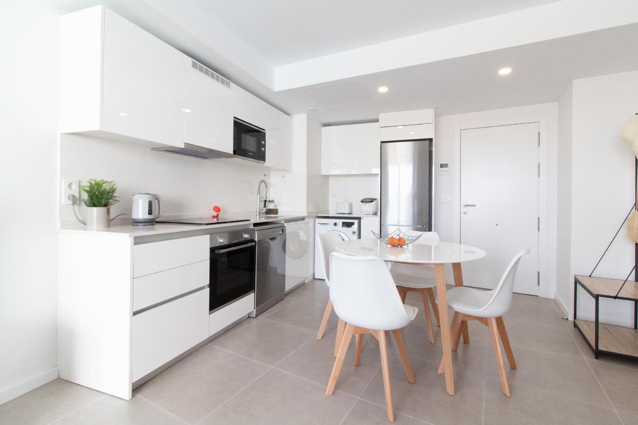 Global Properties, Apartamento Con Terraza Y Vistas A La Piscina En Gran Canet Canet d'En Berenguer Eksteriør billede