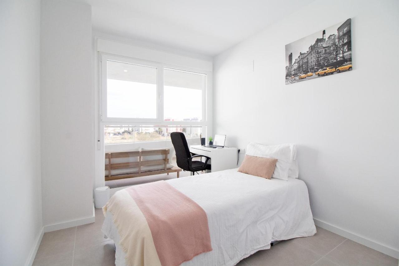 Global Properties, Apartamento Con Terraza Y Vistas A La Piscina En Gran Canet Canet d'En Berenguer Eksteriør billede