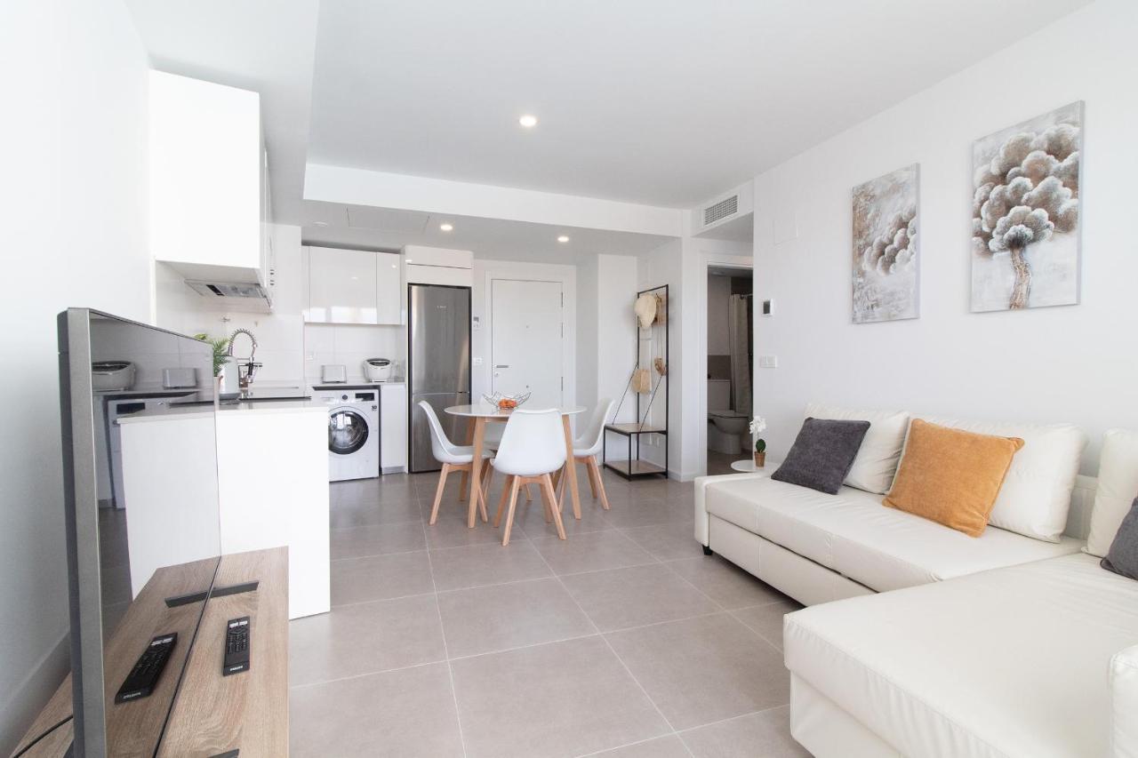 Global Properties, Apartamento Con Terraza Y Vistas A La Piscina En Gran Canet Canet d'En Berenguer Eksteriør billede