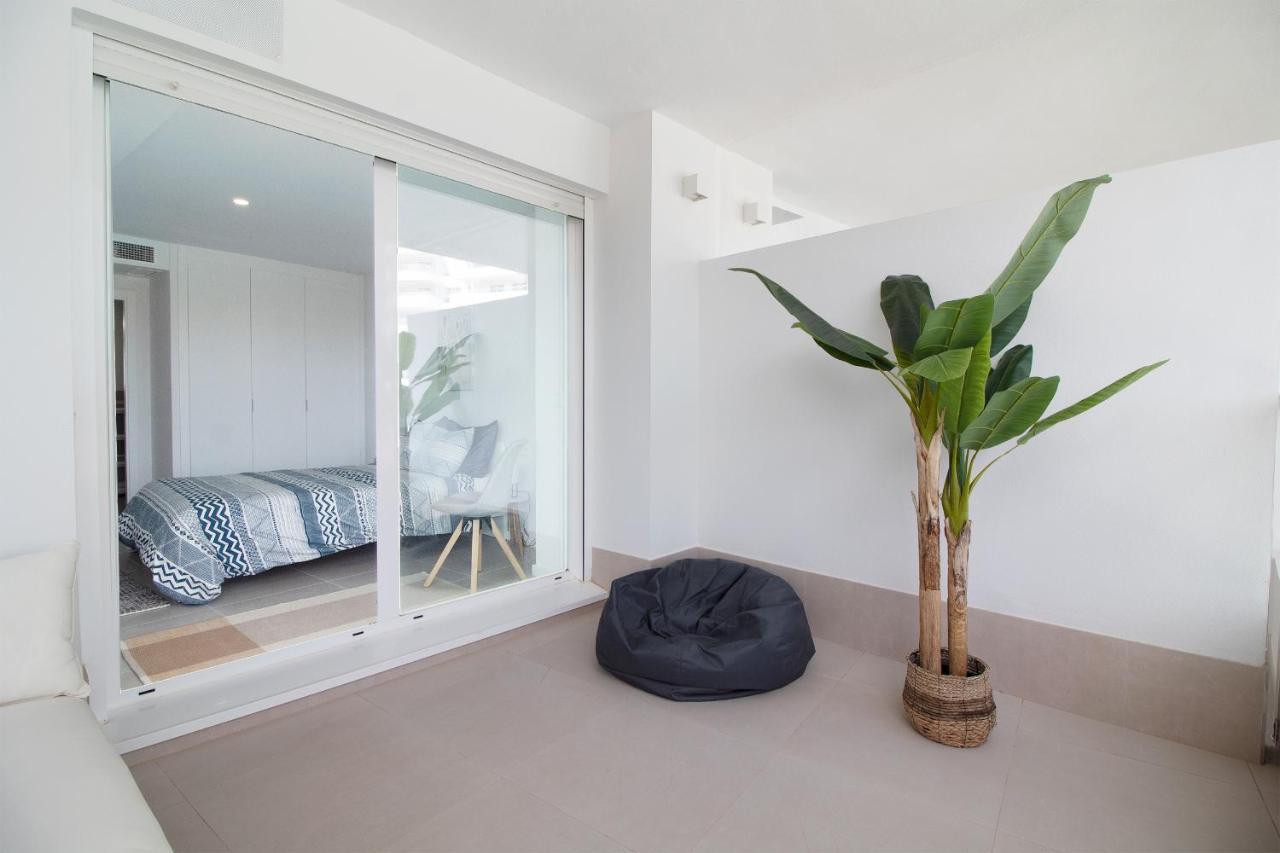 Global Properties, Apartamento Con Terraza Y Vistas A La Piscina En Gran Canet Canet d'En Berenguer Eksteriør billede