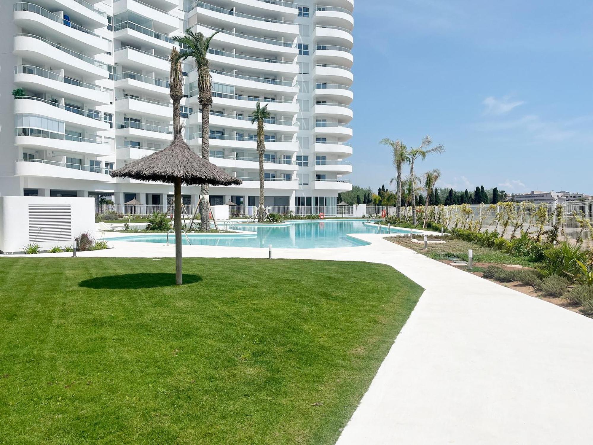 Global Properties, Apartamento Con Terraza Y Vistas A La Piscina En Gran Canet Canet d'En Berenguer Eksteriør billede