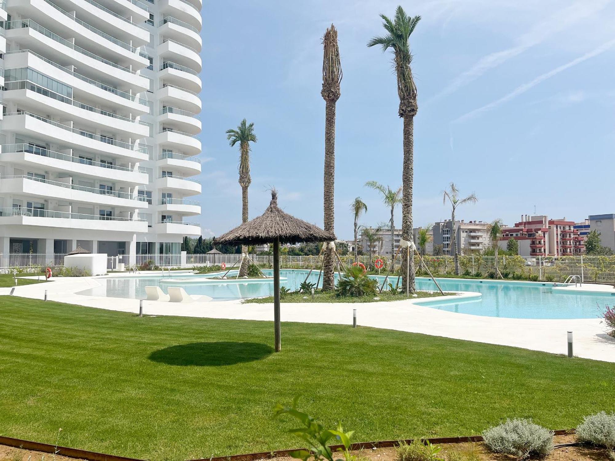Global Properties, Apartamento Con Terraza Y Vistas A La Piscina En Gran Canet Canet d'En Berenguer Eksteriør billede